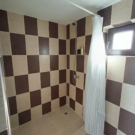 بيت للعطل Casa Nichifor